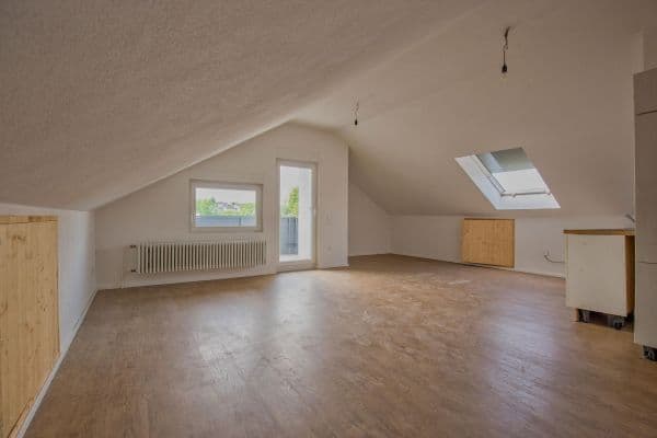 Pronájem bytu 2+1 57 m², Im Teich 3, Göppingen Pronájem bytu 2+1 57 m², Im Teich 3, Göppingen