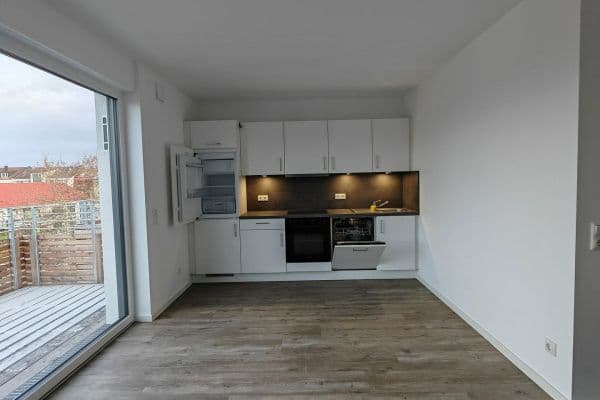 Pronájem bytu 4+1 113 m², Waldstr. 29, Fürth Pronájem bytu 4+1 113 m², Waldstr. 29, Fürth