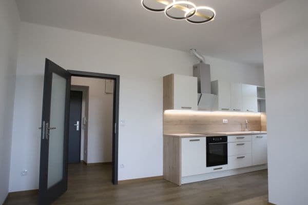 Pronájem bytu 2+kk 37 m², Vladislavova, Písek, Jihočeský kraj Pronájem bytu 2+kk 37 m², Vladislavova, Písek, Jihočeský kraj
