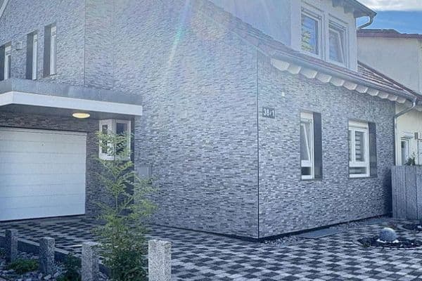 Prodej domu 186 m², pozemek 267 m², Vaihingen an der Enz Prodej domu 186 m², pozemek 267 m², Vaihingen an der Enz