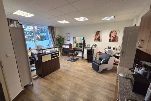 Prodej bytu 4+1 119 m², Náměstí Karla IV., Nejdek Prodej bytu 4+1 119 m², Náměstí Karla IV., Nejdek