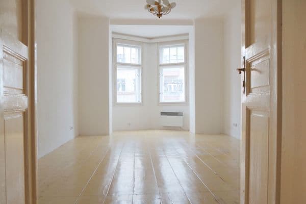 Pronájem bytu 2+kk 64 m², Táborská, Praha Pronájem bytu 2+kk 64 m², Táborská, Praha
