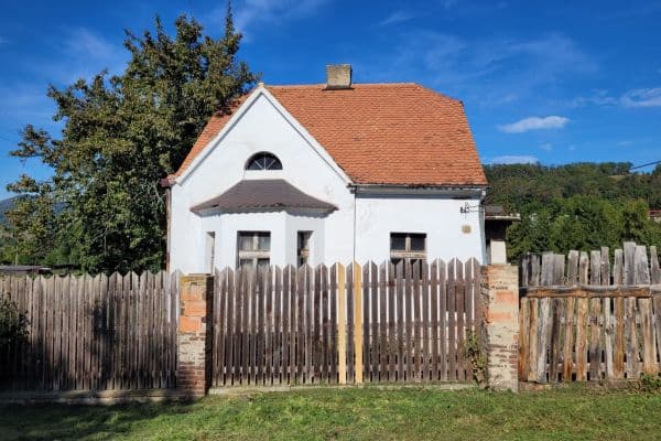 Prodej domu 84 m², pozemek 1.211 m², Korozluky Prodej domu 84 m², pozemek 1.211 m², Korozluky