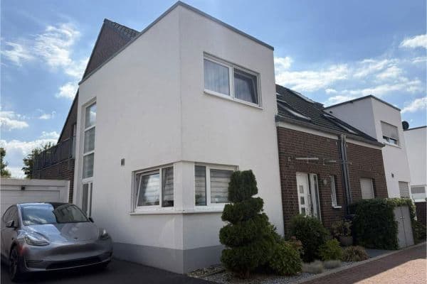 Prodej domu 158 m², pozemek 330 m², Neuss Prodej domu 158 m², pozemek 330 m², Neuss