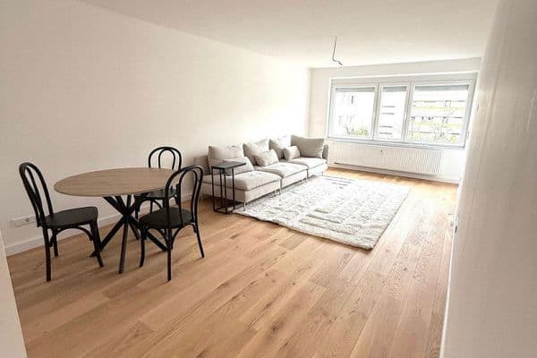 Prodej bytu 3+kk 91 m², Breslauer Strasse 39, Esslingen am Neckar, Bádensko-Württembersko Prodej bytu 3+kk 91 m², Breslauer Strasse 39, Esslingen am Neckar, Bádensko-Württembersko