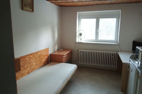Pronájem bytu Garsoniéra 20 m², Vančurova, Roztoky Pronájem bytu Garsoniéra 20 m², Vančurova, Roztoky