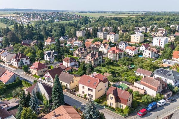 Prodej domu 294 m², pozemek 414 m², Boženy Němcové, Úvaly, Středočeský kraj Prodej domu 294 m², pozemek 414 m², Boženy Němcové, Úvaly, Středočeský kraj