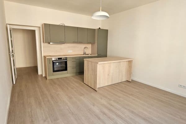 Prodej bytu 2+kk 55 m², Šlikova, Praha Prodej bytu 2+kk 55 m², Šlikova, Praha