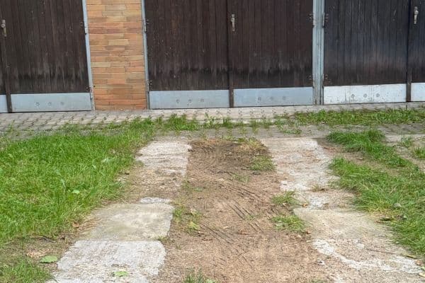 Pronájem garáže 18 m², Třešňová, Brno Pronájem garáže 18 m², Třešňová, Brno