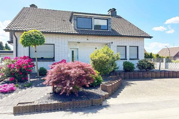 Prodej domu 276 m², pozemek 961 m², Duisburg Prodej domu 276 m², pozemek 961 m², Duisburg
