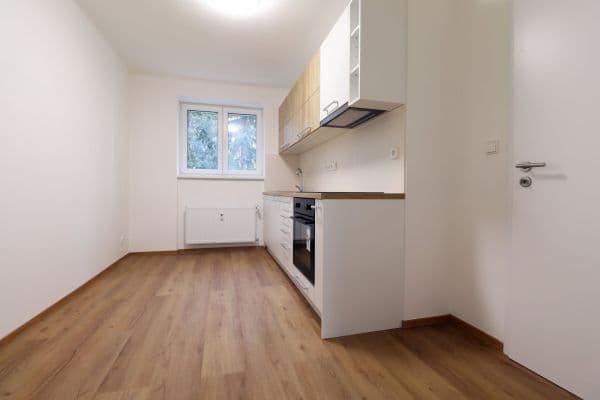 Pronájem bytu 2+1 50 m², třída Legií,  Pronájem bytu 2+1 50 m², třída Legií,