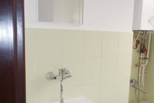 Prodej bytu 2+1 56 m², K Dolánkám, Český Brod Prodej bytu 2+1 56 m², K Dolánkám, Český Brod