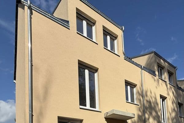 Pronájem domu 100 m², pozemek 150 m², Schneeglöckchenstraße 61-65, Berlin, Berlín Pronájem domu 100 m², pozemek 150 m², Schneeglöckchenstraße 61-65, Berlin, Berlín