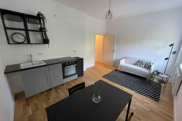 Prodej bytu 2+1 37 m², Rudolf-Schwarz-Straße 18, Berlin, Berlín Prodej bytu 2+1 37 m², Rudolf-Schwarz-Straße 18, Berlin, Berlín