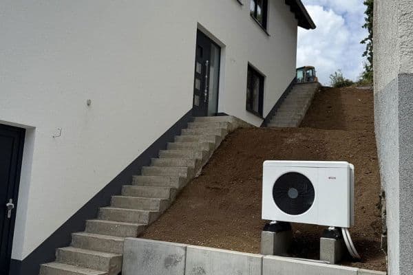 Pronájem domu 161 m², pozemek 539 m², Holzbergstrasse 6a, Rimbach Pronájem domu 161 m², pozemek 539 m², Holzbergstrasse 6a, Rimbach