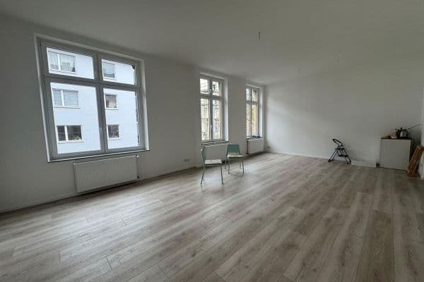 Pronájem bytu 3+1 105 m², Märkische Str. 40, Düsseldorf, Severní Porýní-Vestfálsko Pronájem bytu 3+1 105 m², Märkische Str. 40, Düsseldorf, Severní Porýní-Vestfálsko