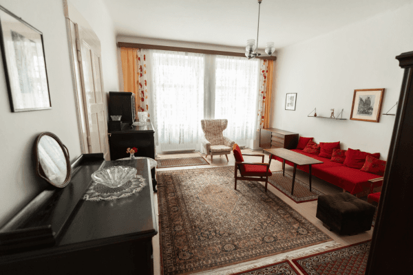 Prodej bytu 3+1 94 m², Národní obrany, Praha Prodej bytu 3+1 94 m², Národní obrany, Praha