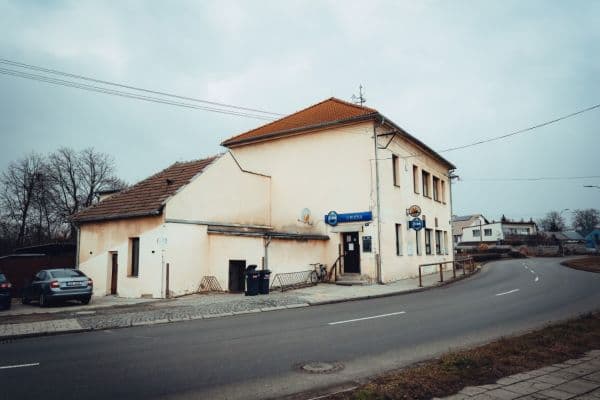 Prodej domu 1.019 m², pozemek 680 m², Masarykova, Chropyně Prodej domu 1.019 m², pozemek 680 m², Masarykova, Chropyně