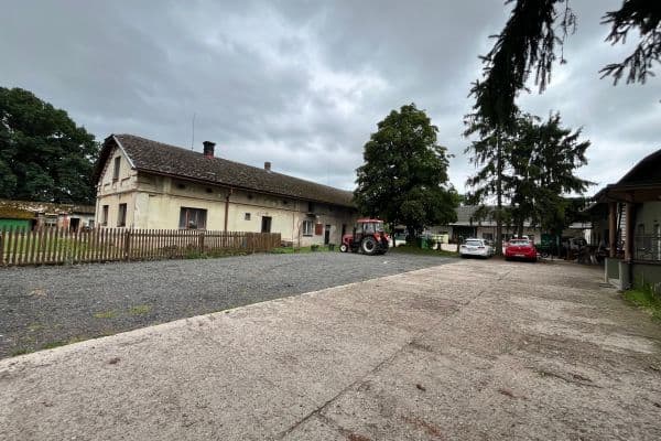 Pronájem nebytového prostoru 100 m², Praskačka Pronájem nebytového prostoru 100 m², Praskačka