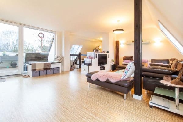 Pronájem bytu 5+1 150 m², Brunnenstr. 3, Hagen Pronájem bytu 5+1 150 m², Brunnenstr. 3, Hagen