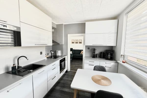 Pronájem bytu 2+1 55 m², M. J. Husa, Lipník nad Bečvou Pronájem bytu 2+1 55 m², M. J. Husa, Lipník nad Bečvou