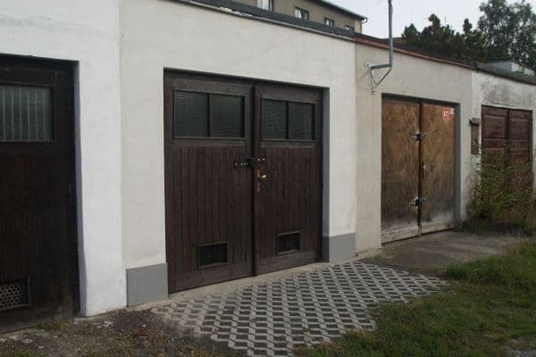 Prodej garáže 17 m², Na Vinici, Ústí nad Labem Prodej garáže 17 m², Na Vinici, Ústí nad Labem