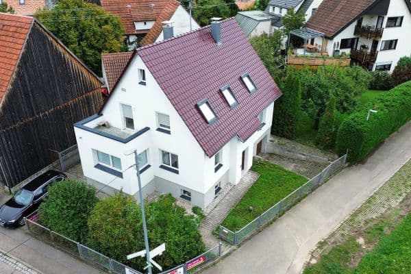 Prodej domu 135 m², pozemek 657 m², Stöckenhofer Str. 22, Winnenden Prodej domu 135 m², pozemek 657 m², Stöckenhofer Str. 22, Winnenden