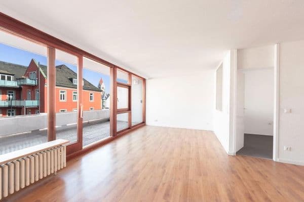 Pronájem bytu 3+kk 97 m², Regensburg, Bavorsko Pronájem bytu 3+kk 97 m², Regensburg, Bavorsko