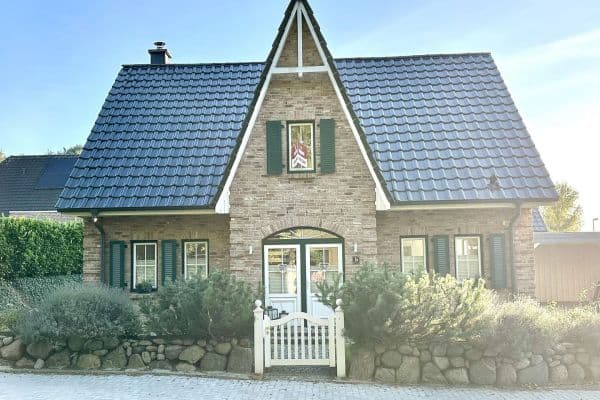 Prodej domu 132 m², pozemek 526 m², Henstedt-Ulzburg Prodej domu 132 m², pozemek 526 m², Henstedt-Ulzburg