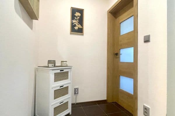 Prodej bytu 3+1 76 m², Hvozd Prodej bytu 3+1 76 m², Hvozd