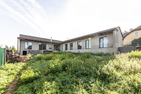 Prodej domu 300 m², pozemek 1.304 m², Ve Stráži, Prodej domu 300 m², pozemek 1.304 m², Ve Stráži,