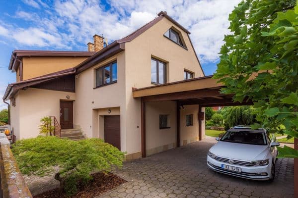 Prodej domu 189 m², pozemek 1.309 m², Sukova, Úvaly Prodej domu 189 m², pozemek 1.309 m², Sukova, Úvaly