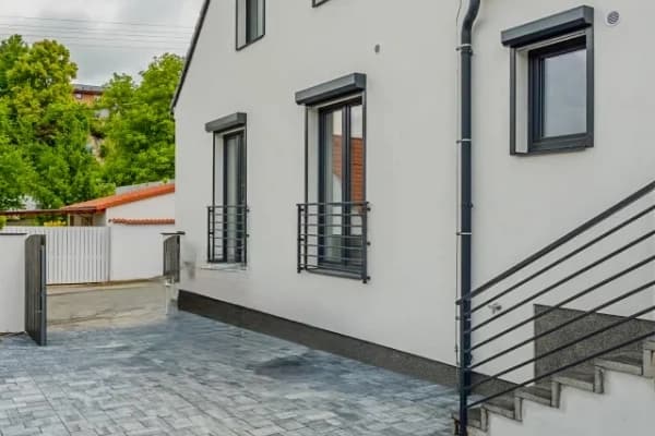 Prodej domu 120 m², pozemek 461 m², V. Moravce, Stehelčeves Prodej domu 120 m², pozemek 461 m², V. Moravce, Stehelčeves