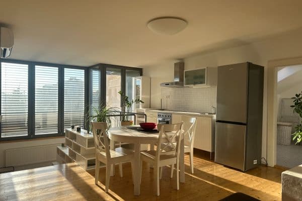 Pronájem bytu 2+kk 61 m², U Hráze, Hlavní město Praha Pronájem bytu 2+kk 61 m², U Hráze, Hlavní město Praha