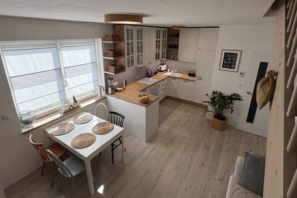 Prodej bytu 3+kk 78 m², Polerady Prodej bytu 3+kk 78 m², Polerady