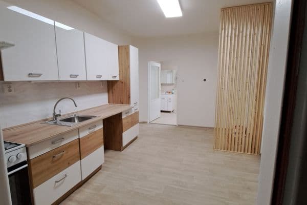 Pronájem bytu 3+kk 78 m², Tyršova, Duchcov Pronájem bytu 3+kk 78 m², Tyršova, Duchcov