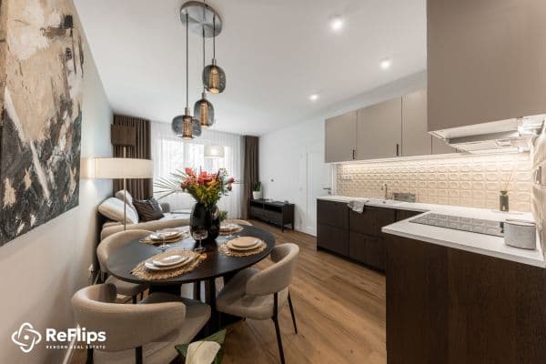 Prodej bytu 3+kk 70 m², Sečská, Praha Prodej bytu 3+kk 70 m², Sečská, Praha