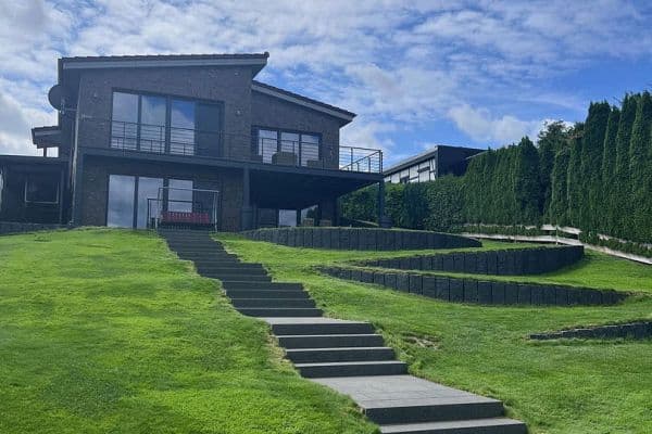 Prodej domu 225 m², pozemek 1.178 m², Güster Prodej domu 225 m², pozemek 1.178 m², Güster
