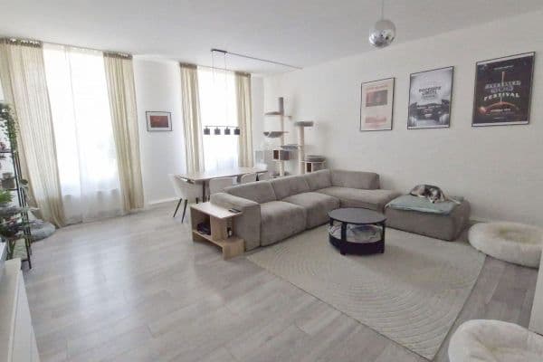 Pronájem bytu 5+1 149 m², Bingen Pronájem bytu 5+1 149 m², Bingen