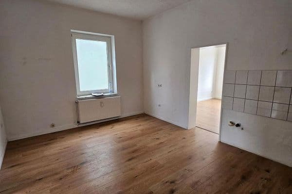 Pronájem bytu 2+1 65 m², Sprockhövelerstraße 118, Witten Pronájem bytu 2+1 65 m², Sprockhövelerstraße 118, Witten