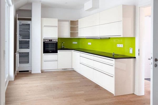 Prodej bytu 4+1 86 m², Höhenkirchen-Siegertsbrunn, Bavorsko Prodej bytu 4+1 86 m², Höhenkirchen-Siegertsbrunn, Bavorsko