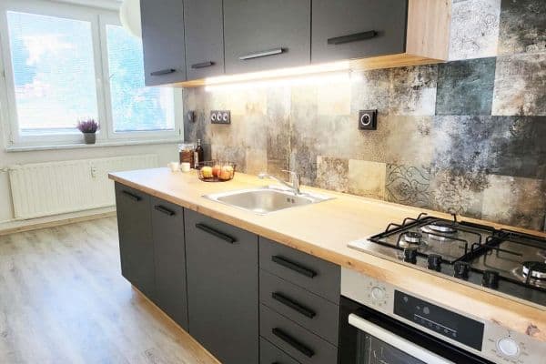 Pronájem bytu 3+1 70 m², Jírovcova, Brno Pronájem bytu 3+1 70 m², Jírovcova, Brno