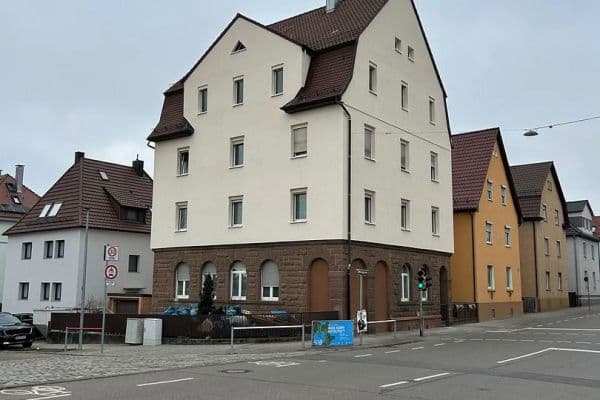 Pronájem bytu 3+1 70 m², Zabergäustr. 97, Stuttgart Pronájem bytu 3+1 70 m², Zabergäustr. 97, Stuttgart