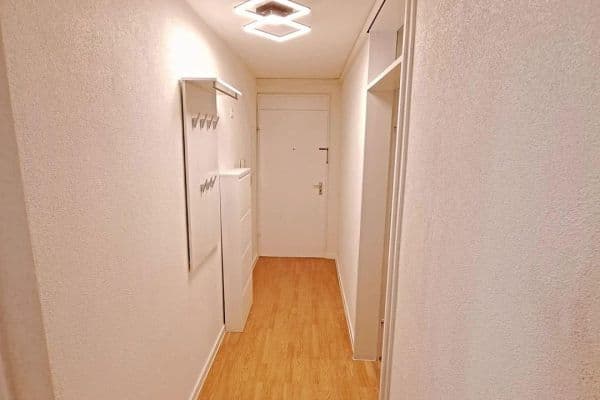 Pronájem bytu 4+1 88 m², Panoramastr., Schramberg - Sulgen Pronájem bytu 4+1 88 m², Panoramastr., Schramberg - Sulgen