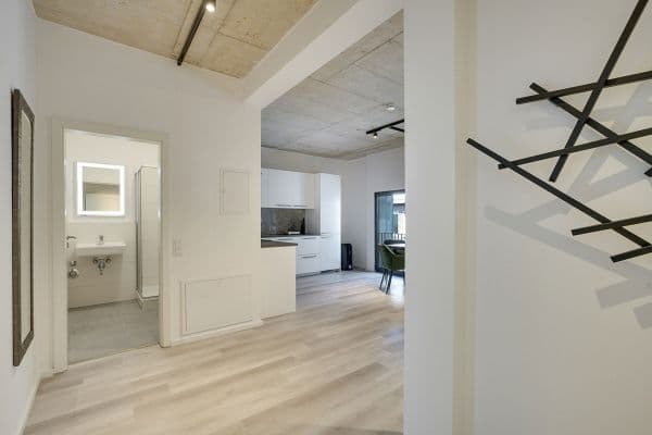 Pronájem bytu 2+1 60 m², Düsseldorf, Severní Porýní-Vestfálsko Pronájem bytu 2+1 60 m², Düsseldorf, Severní Porýní-Vestfálsko