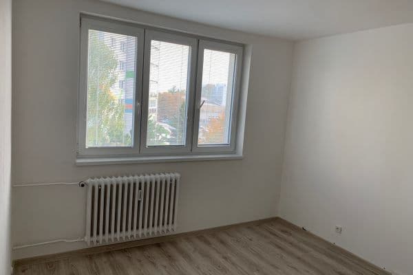 Pronájem bytu 2+1 62 m², Masarykova třída, Orlová Pronájem bytu 2+1 62 m², Masarykova třída, Orlová