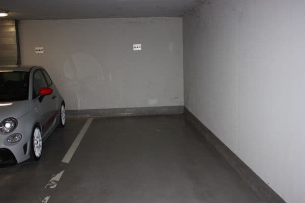 Pronájem garáže 18 m², Divišovská, Praha Pronájem garáže 18 m², Divišovská, Praha