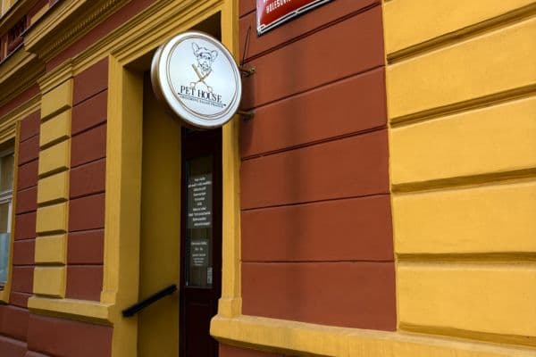 Pronájem nebytového prostoru 38 m², Kamenická, Hlavní město Praha Pronájem nebytového prostoru 38 m², Kamenická, Hlavní město Praha