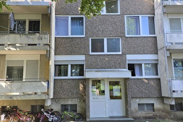 Pronájem bytu 4+1 83 m², Dresdener Str. 2a, Niederkassel Pronájem bytu 4+1 83 m², Dresdener Str. 2a, Niederkassel