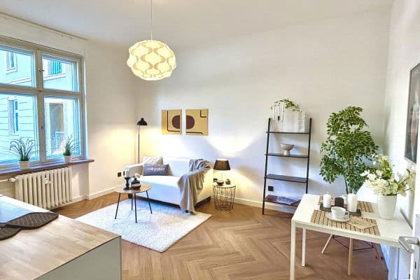 Prodej bytu 2+1 36 m², Gubener Straße 17, Berlin, Berlín Prodej bytu 2+1 36 m², Gubener Straße 17, Berlin, Berlín